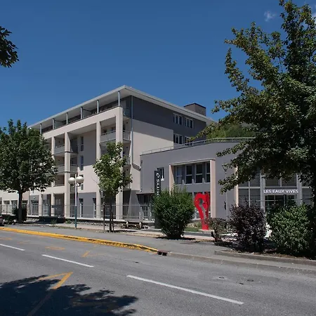 Services Seniors Domitys Les Eaux Vives شقة فندقية 4*