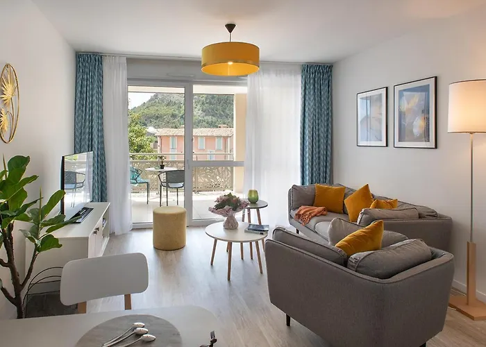 Appart hôtel Résidence Services Seniors Domitys Les Eaux Vives