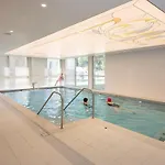아파트호텔 Services Seniors Domitys Les Eaux Vives 디뉴레뱅