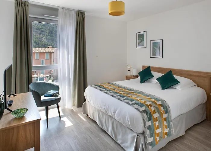 Services Seniors Domitys Les Eaux Vives Aparthotel