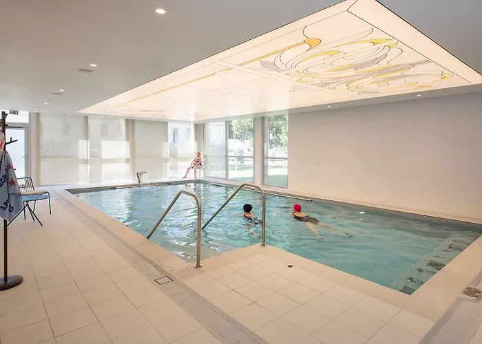 Aparthotel Services Seniors Domitys Les Eaux Vives Digne-les-Bains